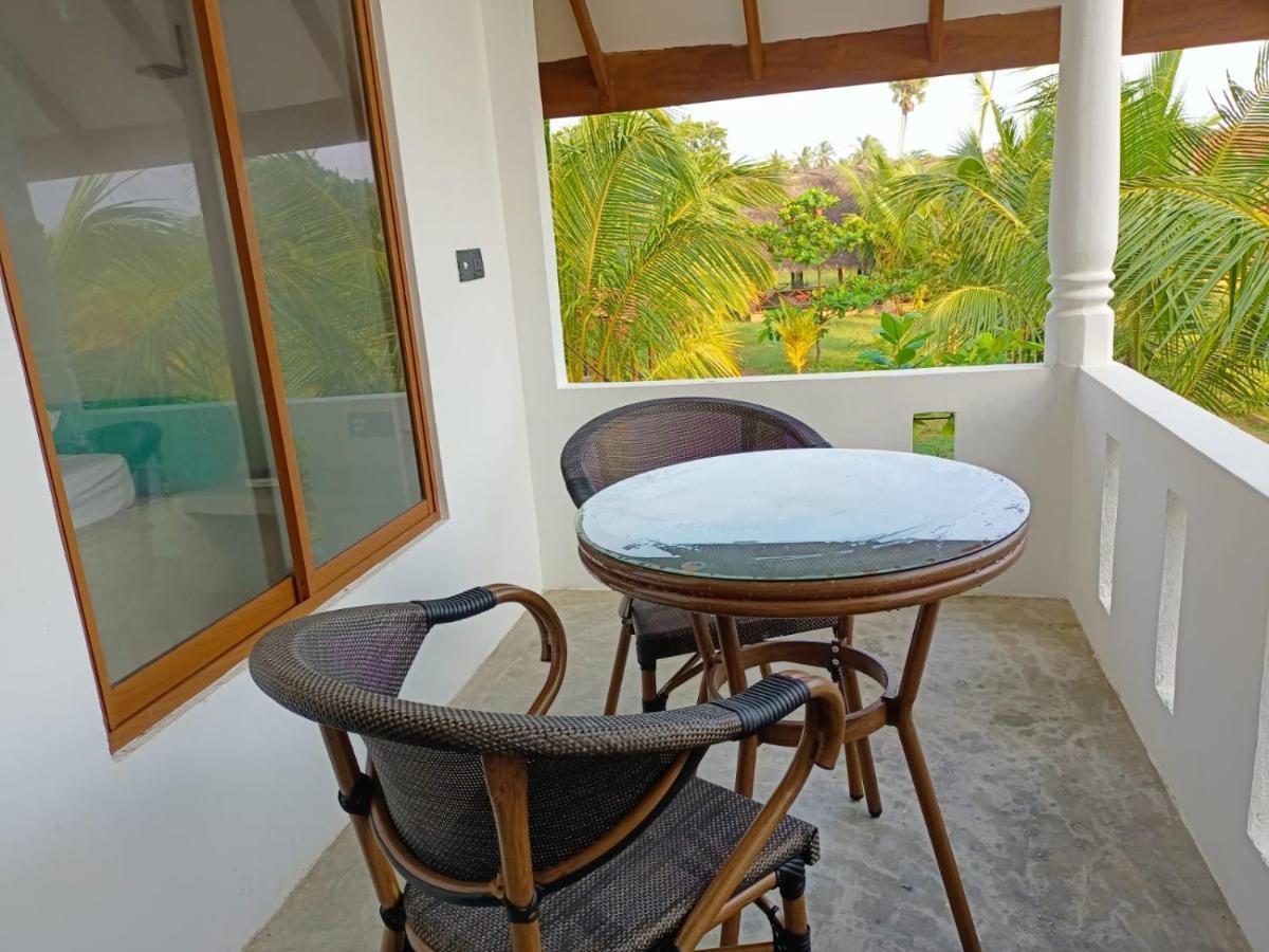 The Tottam Beach Hotel - Trincomalee Exterior foto