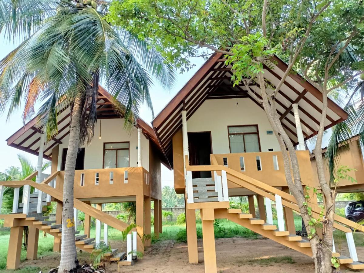 The Tottam Beach Hotel - Trincomalee Exterior foto