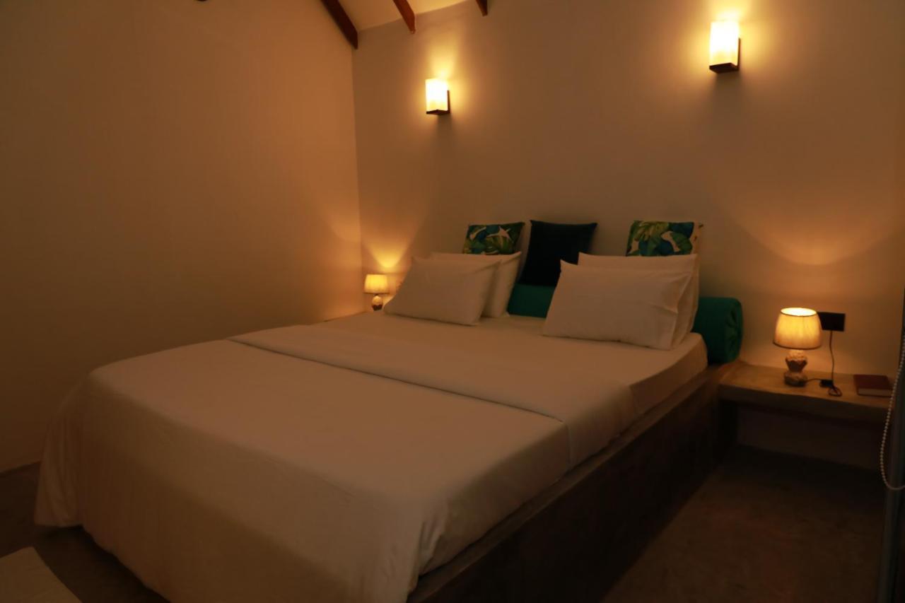 The Tottam Beach Hotel - Trincomalee Exterior foto