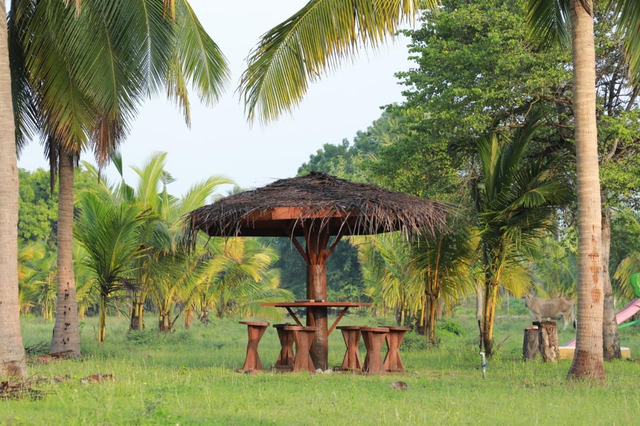 The Tottam Beach Hotel - Trincomalee Exterior foto