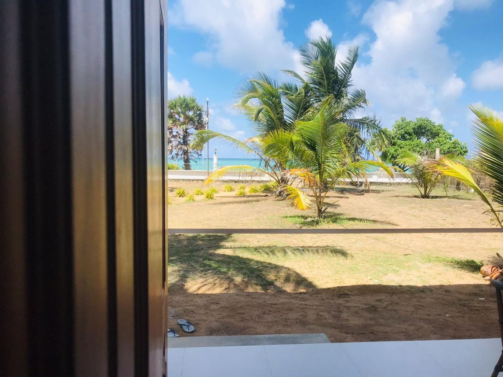 The Tottam Beach Hotel - Trincomalee Exterior foto